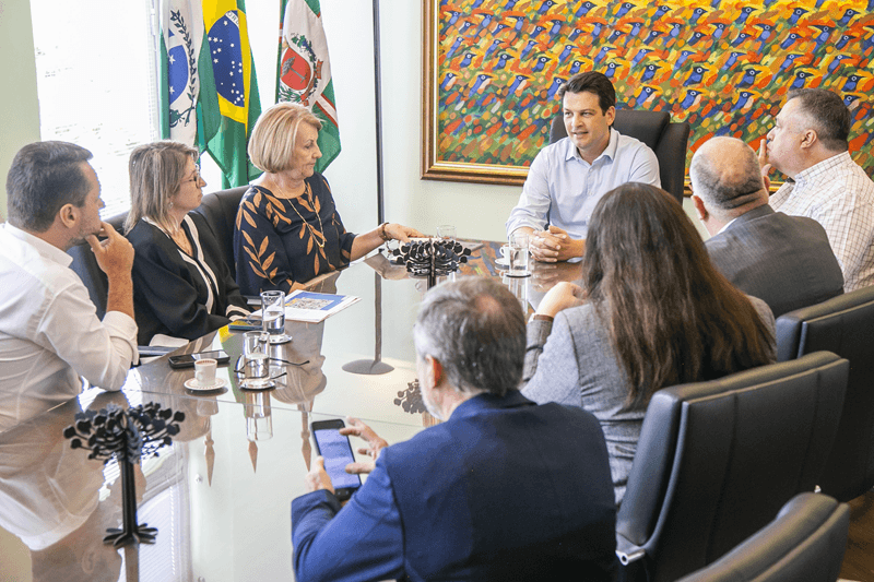 Eduardo Pimentel quer ampliar parceria com o Governo do Estado para o atendimento na saúde de Curitiba