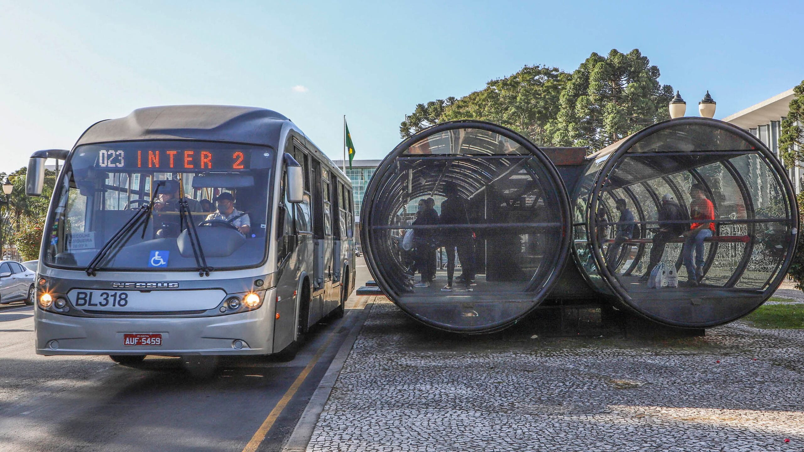 Laís Leão Defende Gratuidade no Transporte Público Durante Red Bull Showrun
